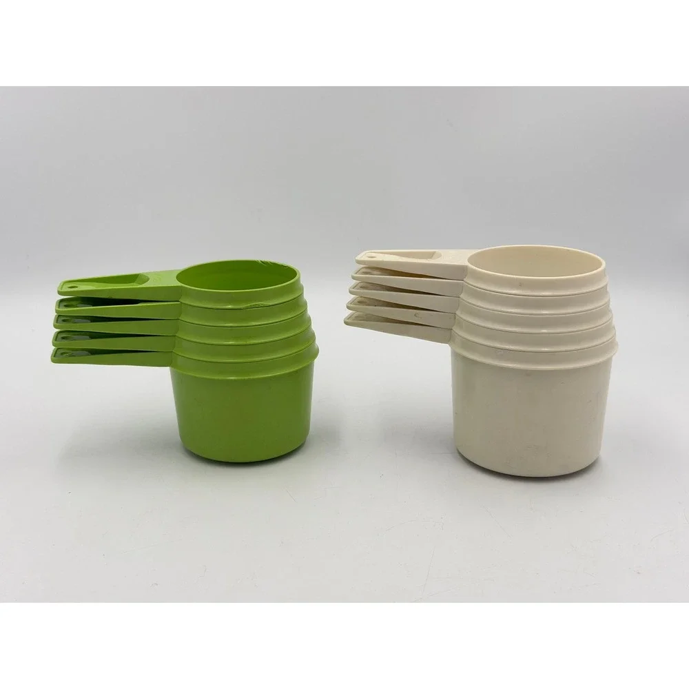 Tupperware Measuring Cups Lot Vintage Green Cream Nesting Plastic Retro Kitchen